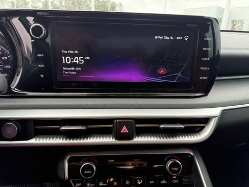 Used 2023 Kia K5 GT-Line w/ GT-Line Premium Package image 17