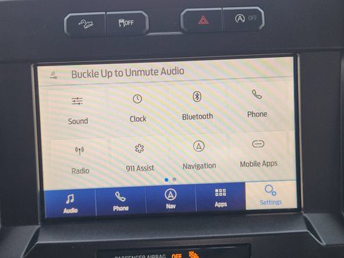 Used 2019 Ford F150 XLT w/ Equipment Group 302A Luxury AWD/4WD image 17