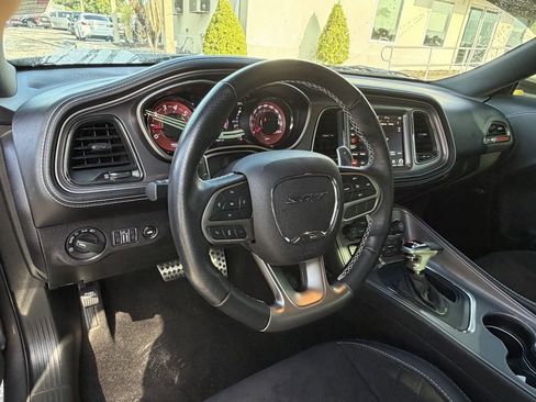 Used 2023 Dodge Challenger SRT Hellcat w/ Driver Convenience Group RWD image 17