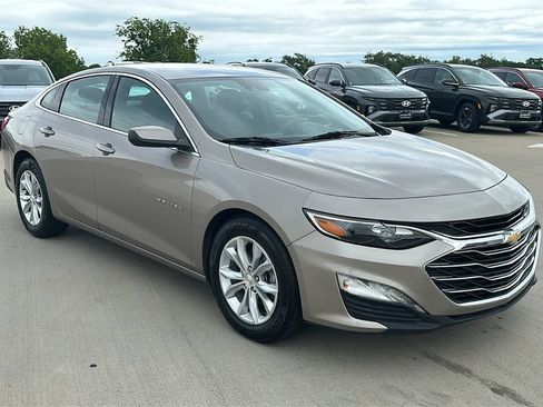 Used 2024 Chevrolet Malibu LT FWD image 14