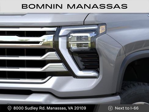 New 2026 Chevrolet Silverado 2500 High Country w/ High Country Premium Package AWD/4WD image 10