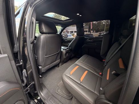 Used 2022 GMC Sierra 1500 AT4 w/ AT4 Premium Package AWD/4WD image 29