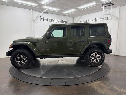 Used 2022 Jeep Wrangler Unlimited Rubicon w/ Cold Weather Group image 4