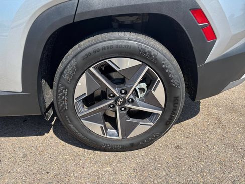 Used 2026 Hyundai Tucson SEL FWD image 32