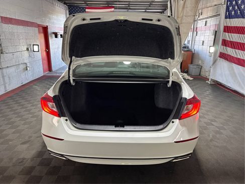 Used 2020 Honda Accord Sport image 12