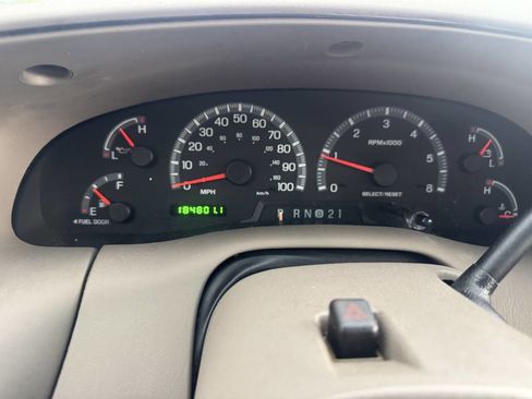 Used 2002 Ford F150 Lariat image 15