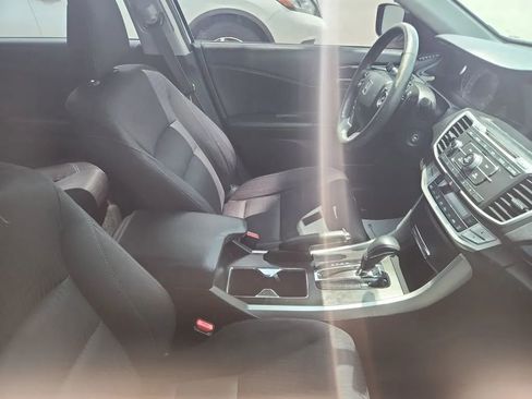 Used 2015 Honda Accord Sport image 5