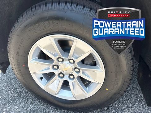 Used 2021 Chevrolet Silverado 1500 LT AWD/4WD image 12