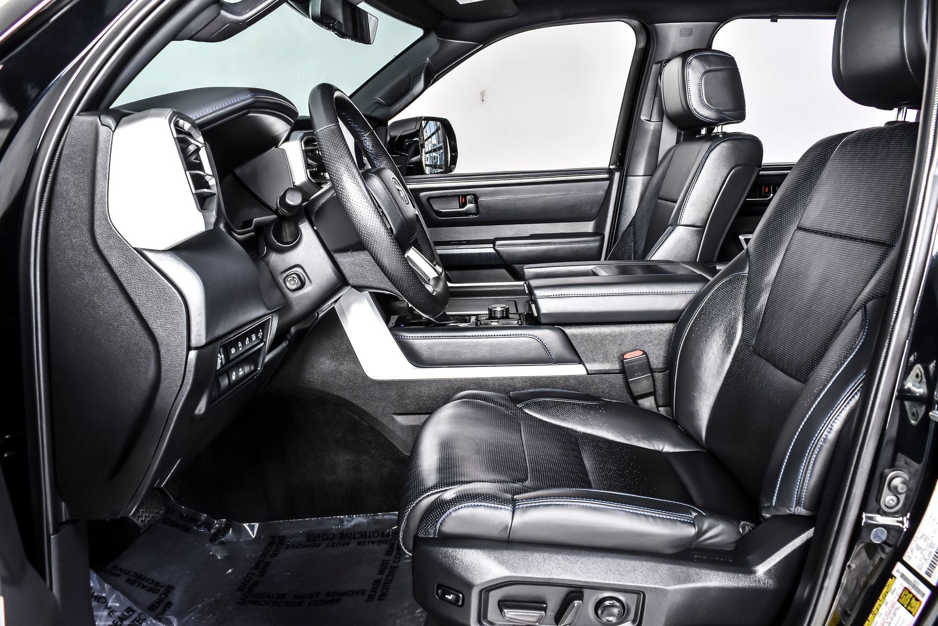 Used 2024 Toyota Tundra Platinum AWD/4WD image 13