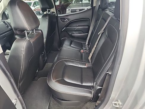 Used 2015 GMC Canyon SLT w/ Driver Alert Package AWD/4WD image 31