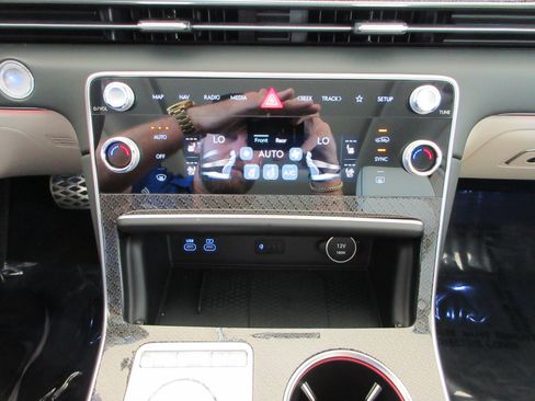 Used 2026 Genesis GV80 3.5T e-SC AWD/4WD image 47