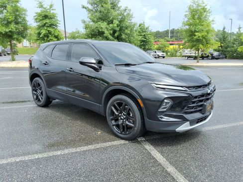Certified 2023 Chevrolet Blazer LT w/ LPO, Cargo Package FWD image 3