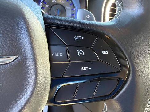 Used 2020 Chrysler 300 S RWD image 20