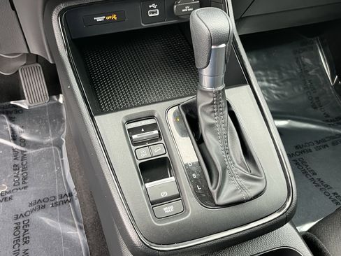 Used 2025 Honda CR-V LX image 21