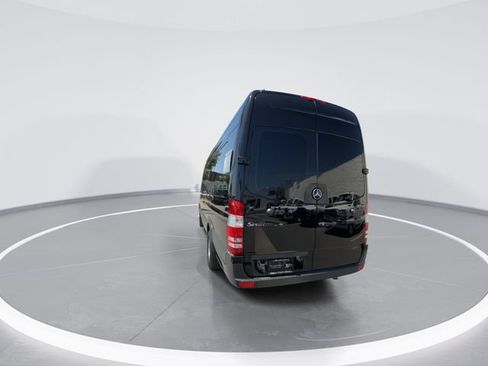 Used 2012 Mercedes-Benz Sprinter 3500 image 7