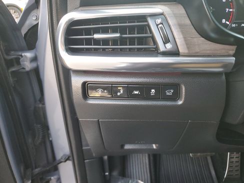 Certified 2022 Kia Telluride SX w/ Towing Package image 30