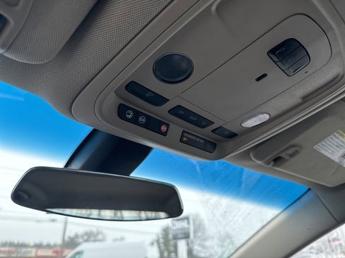 Used 2018 Cadillac XTS Luxury image 21