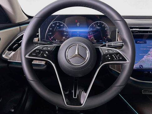 New 2026 Mercedes-Benz E 450 4MATIC Sedan image 17
