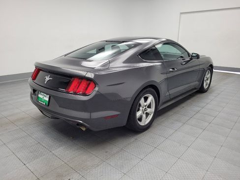 Used 2017 Ford Mustang Coupe RWD image 9