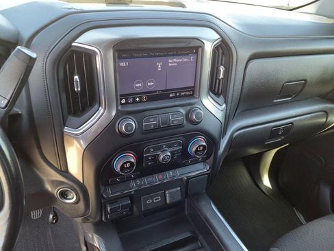 Used 2021 Chevrolet Silverado 1500 LT Trail Boss w/ Bed Protection Package image 10