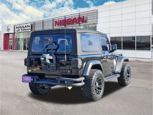 Used 2021 Jeep Wrangler Sport image 7