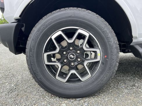 New 2026 Ford Bronco Outer Banks AWD/4WD image 12