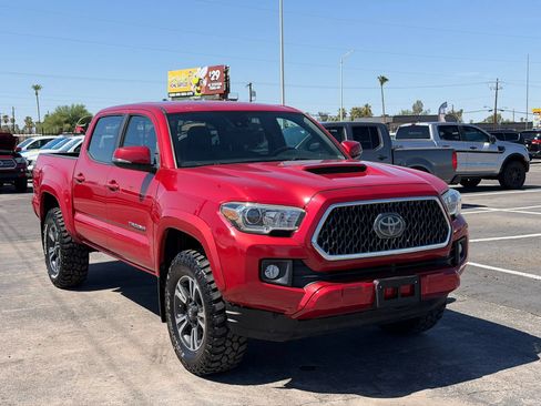 Used 2019 Toyota Tacoma TRD Sport w/ Technology Package AWD/4WD image 14