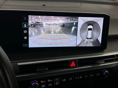 Used 2024 Kia Sorento SX image 15