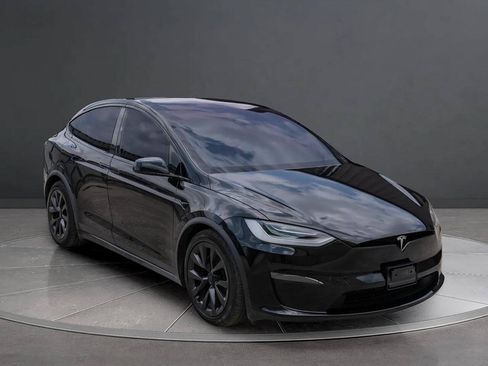 Used 2023 Tesla Model X AWD/4WD image 8