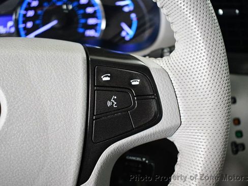 Used 2014 Toyota Sienna XLE image 35