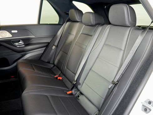 Certified 2026 Mercedes-Benz GLE 450 4MATIC image 29