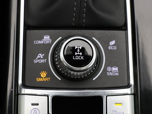 Used 2025 Kia Telluride S AWD/4WD image 26