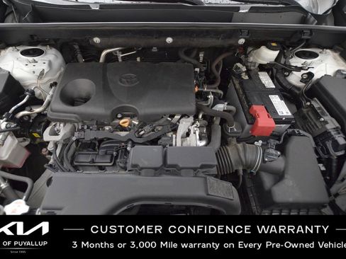 Used 2021 Toyota RAV4 XLE image 20