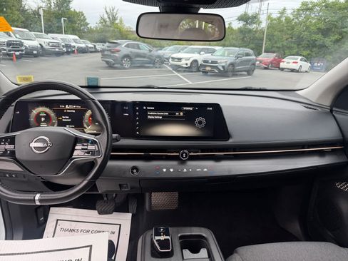 Used 2023 Nissan Ariya FWD image 19