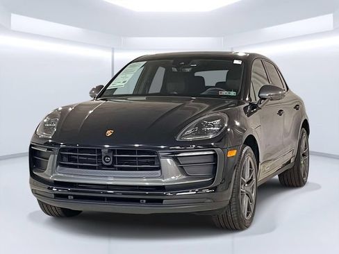 Certified 2026 Porsche Macan Turbo AWD/4WD image 1