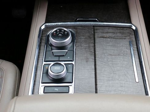 Used 2020 Ford Expedition Max Limited image 37