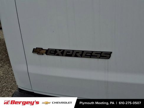 New 2025 Chevrolet Express 2500 w/ Driver Convenience Package image 18