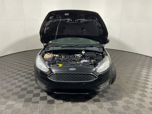 Used 2018 Ford Focus SE image 5