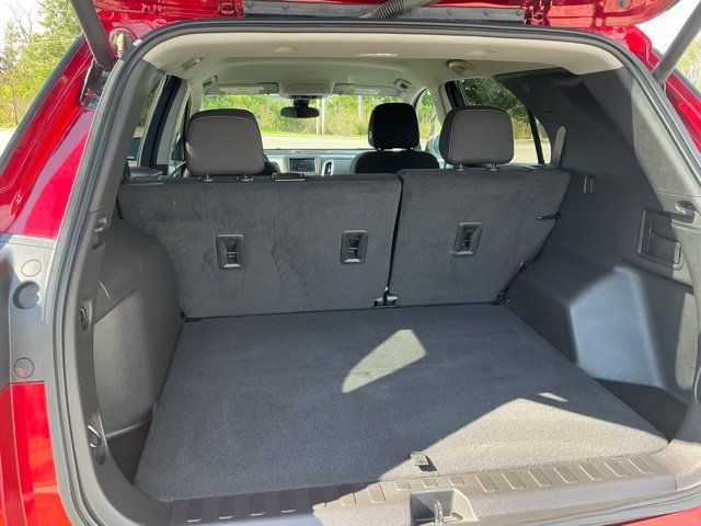 Used 2023 Chevrolet Equinox LT FWD image 10