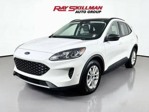 Used 2022 Ford Escape SE w/ Convenience Package FWD image 3