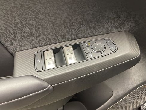 New 2025 Mitsubishi Outlander SE image 20