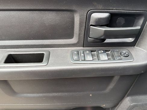 Used 2017 RAM 3500 Tradesman w/ Chrome Appearance Group AWD/4WD image 13