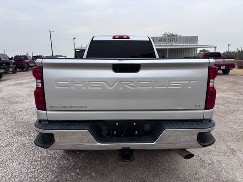 Used 2020 Chevrolet Silverado 3500 LT w/ Convenience Package AWD/4WD image 4
