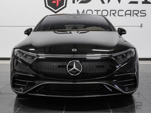 Used 2022 Mercedes-Benz EQS 580 4MATIC Sedan image 3