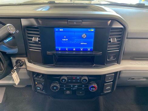 New 2026 Ford F350 XLT w/ FX4 Off-Road Package AWD/4WD image 17