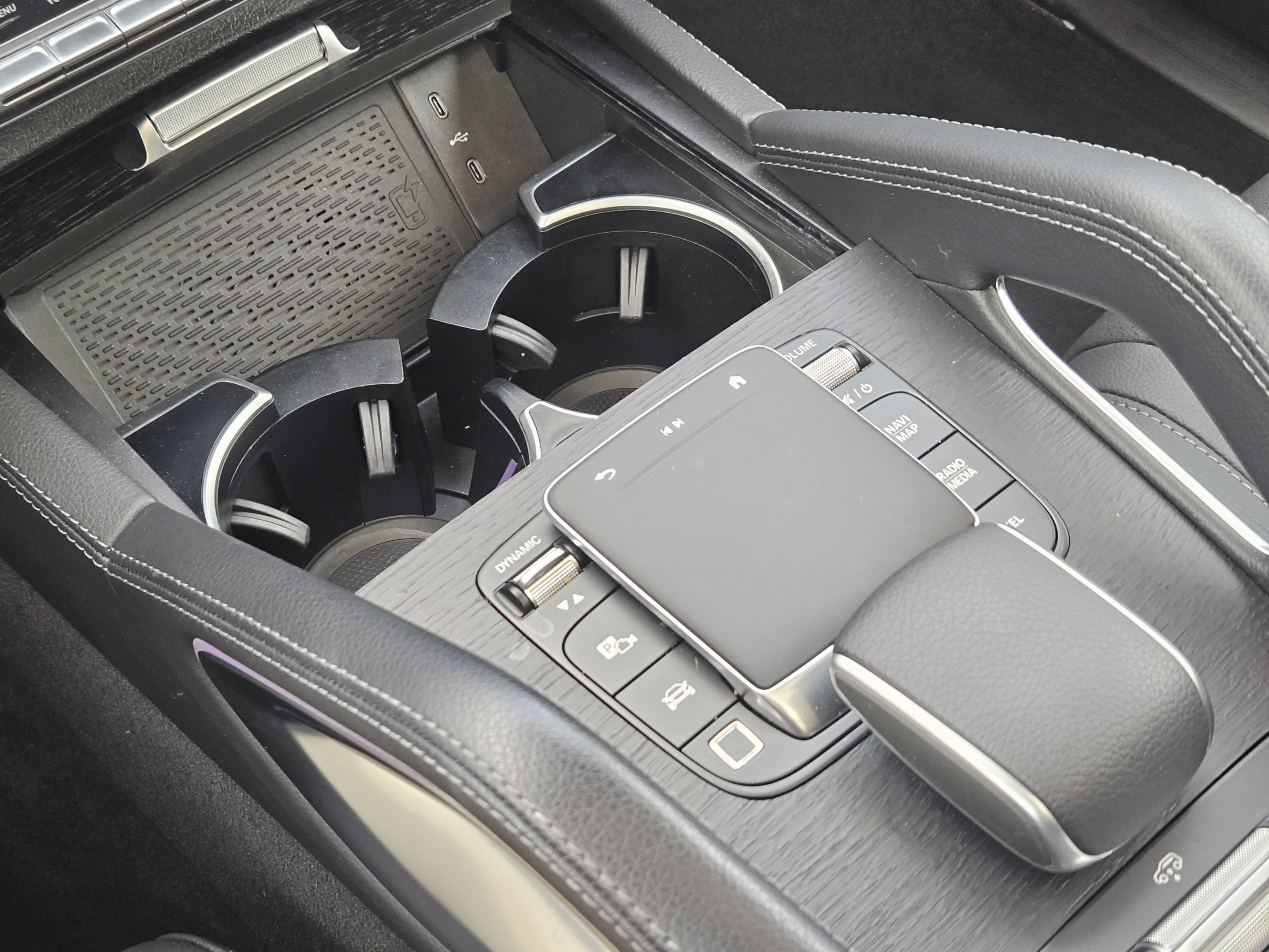 Used 2026 Mercedes-Benz GLS 450 4MATIC w/ AMG Line Exterior image 12