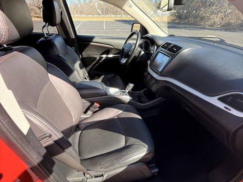 Used 2019 Dodge Journey GT w/ Driver Convenience Group AWD/4WD image 5
