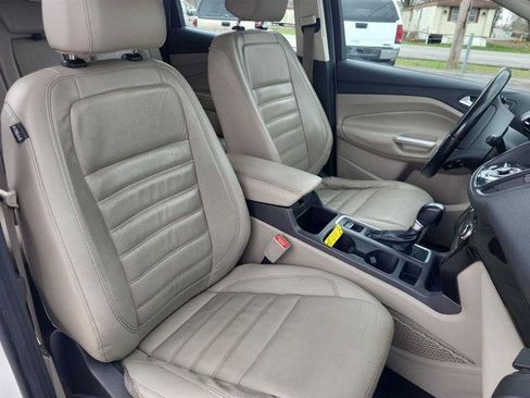 Used 2017 Ford Escape Titanium AWD/4WD image 10
