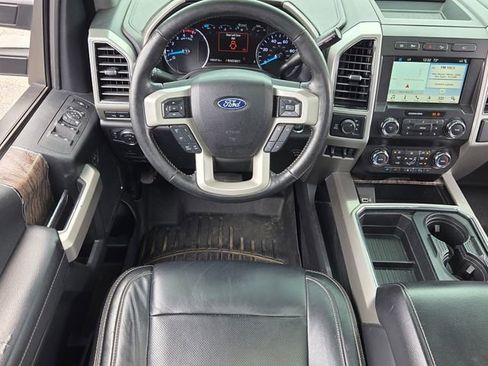 Used 2019 Ford F250 Lariat w/ Lariat Ultimate Package AWD/4WD image 13