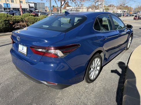 Used 2024 Toyota Camry LE image 10